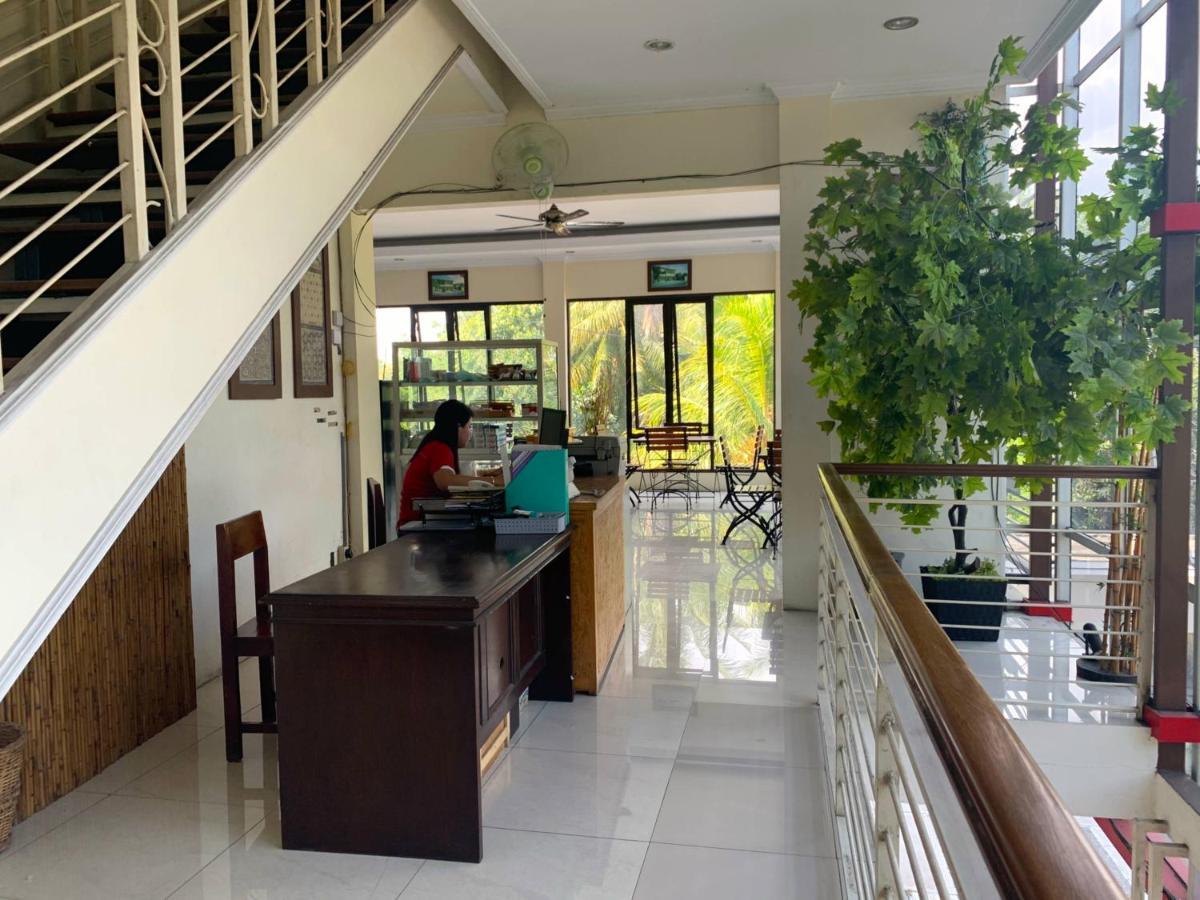 ホテル De Gadri Ndalem Yogyakarta バントル エクステリア 写真